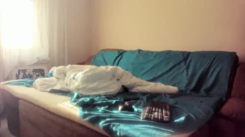 Issabelle online show from February 17, 6:53 am