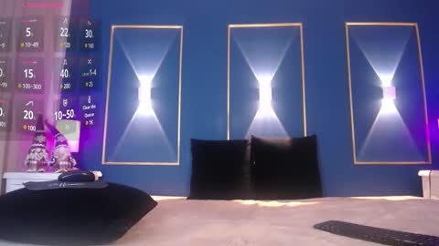 Isabelle online show from December 14, 12:12 pm