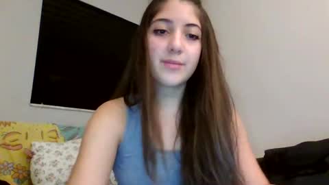 Snapshot of italiankittyx chatting on September 25, 10:02 pm ItalianKitty online show from September 25, 10:02 pm