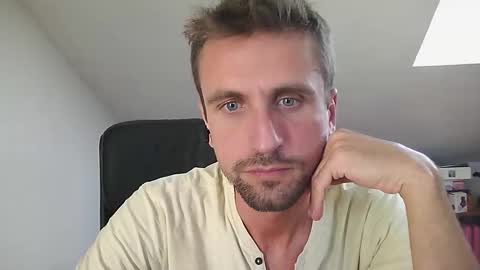 italiano116116 online show from September 18, 1:02 pm