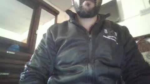 its_me_2323 online show from February 14, 4:15 am