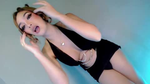 Pixie online show from February 15, 10:52 pm