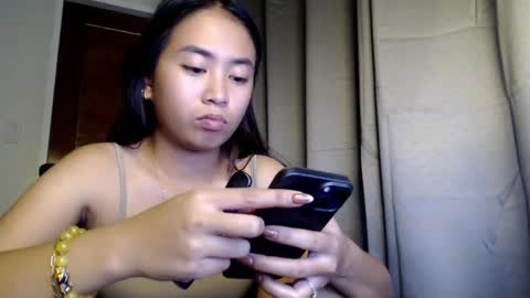 Candy online show from February 22, 8:09 pm