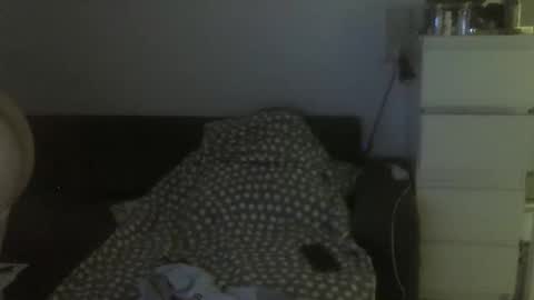 ItsTrashCanNotTrashCant online show from November 30, 2:21 pm