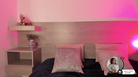 ivana_hall online show from December 1, 8:25 pm