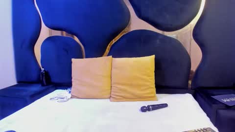 ivannaa18 online show from October 31, 4:02 am