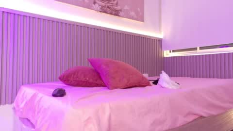 Ivon online show from September 24, 11:57 am