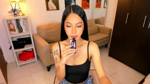 kirstenelsie online show from February 5, 1:26 am