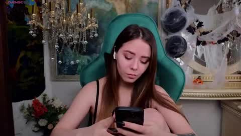 Snapshot of ivorywood_ chatting on October 15, 11:10 am ivorywood_ online show from October 15, 11:10 am