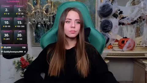 Snapshot of ivorywood_ chatting on October 31, 10:27 am ivorywood_ online show from October 31, 10:27 am