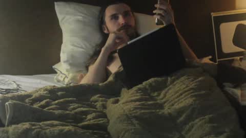 Snapshot of iwhitesmurf chatting on November 28, 8:50 am iwhitesmurf online show from November 28, 8:50 am