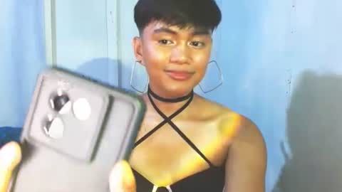 iya143 online show from October 2, 9:16 am