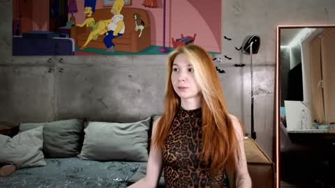 izi online show from February 8, 6:33 pm