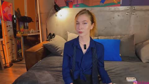 izi online show from September 21, 4:08 pm