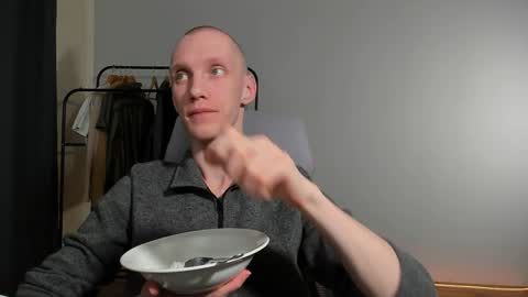 Danny online show from December 23, 3:29 am