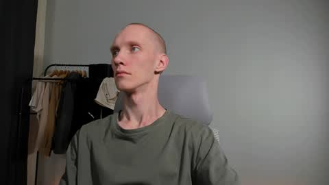 Danny online show from December 26, 2:01 am