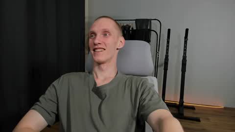 Danny online show from January 4, 5:37 pm