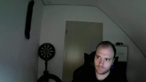 here4y online show from December 3, 2:38 pm