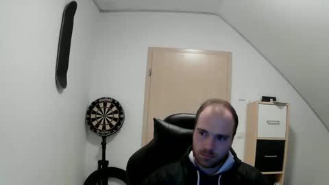 here4y online show from December 7, 9:39 am