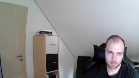 here4y online show from January 27, 11:43 am