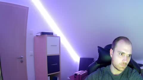 here4y online show from February 2, 6:31 pm