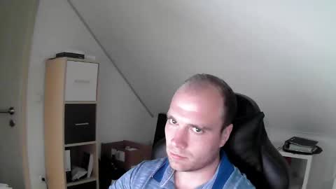 here4y online show from September 11, 8:58 am