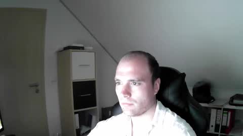 here4y online show from September 16, 10:05 am