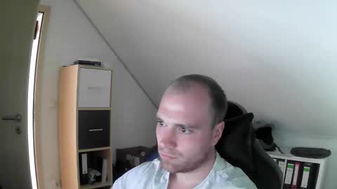 here4y online show from September 30, 2:11 pm