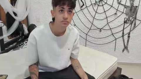 j_martony online show from October 15, 11:32 am