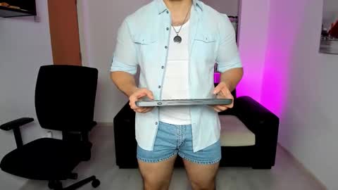 Jace online show from October 11, 4:49 pm