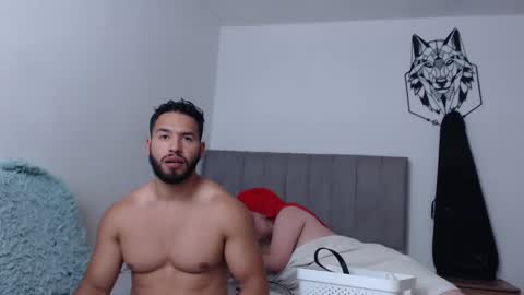 Snapshot of jack_master_muscle chatting on December 6, 2:35 am jack and leah online show from December 6, 2:35 am