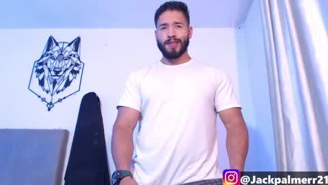 Snapshot of jack_master_muscle chatting on November 13, 12:20 am jack and leah online show from November 13, 12:20 am