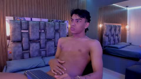 Jack online show from November 25, 4:34 am