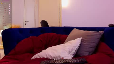 Snapshot of jackp0t__ chatting on February 22, 11:46 am Win by life online show from February 22, 11:46 am