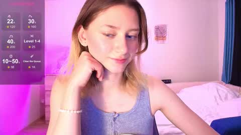 Snapshot of jackp0t__ chatting on September 11, 8:14 am Win by life online show from September 11, 8:14 am