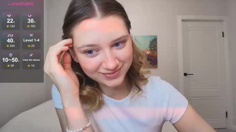 Snapshot of jackp0t__ chatting on November 19, 11:10 am Win by life online show from November 19, 11:10 am