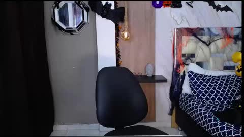 JAKSON online show from October 22, 6:18 pm