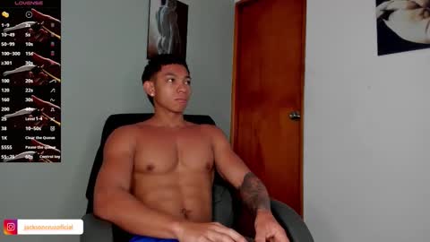 Jackson Cruz online show from December 1, 7:19 pm