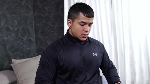 Jackson Bell online show from October 18, 12:39 pm