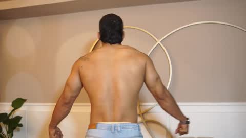 Jackson Bell online show from November 4, 1:10 pm