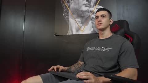 Jackson Olsen online show from November 27, 8:33 pm