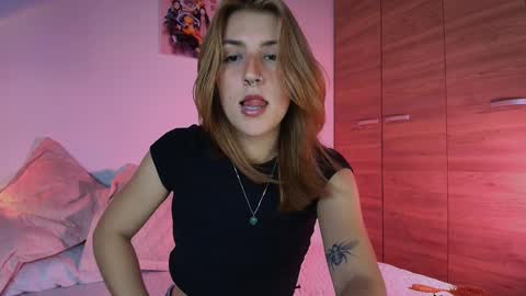 Linda Sofia help me get to 100 thumbs up online show from March 3, 3:41 am