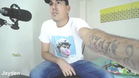 Snapshot of jacobandjayydenn chatting on January 11, 7:16 pm Jacob And Jayden online show from January 11, 7:16 pm