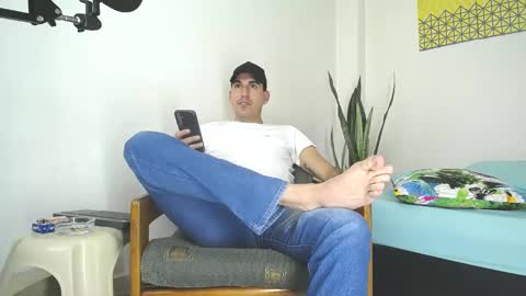 Snapshot of jacobandjayydenn chatting on January 19, 11:43 pm Jacob And Jayden online show from January 19, 11:43 pm