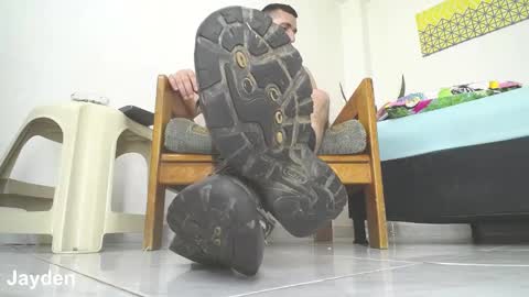 Snapshot of jacobandjayydenn chatting on February 1, 6:32 am Jacob And Jayden online show from February 1, 6:32 am