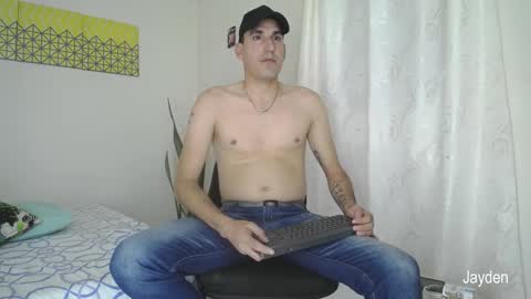 Snapshot of jacobandjayydenn chatting on March 2, 9:22 pm Jacob And Jayden online show from March 2, 9:22 pm