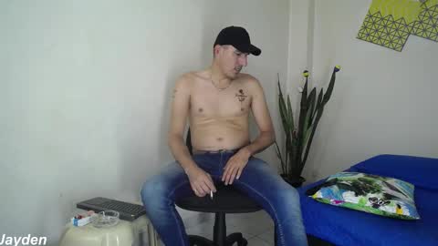 Snapshot of jacobandjayydenn chatting on September 15, 7:03 pm Jacob And Jayden online show from September 15, 7:03 pm