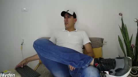 Snapshot of jacobandjayydenn chatting on November 26, 7:15 pm Jacob And Jayden online show from November 26, 7:15 pm