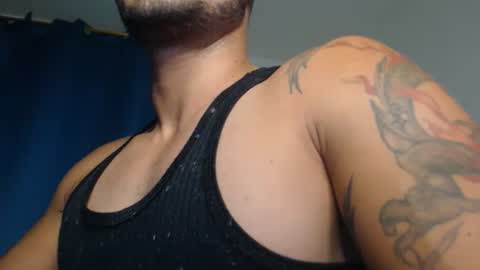 jacobjamess online show from December 12, 11:47 pm