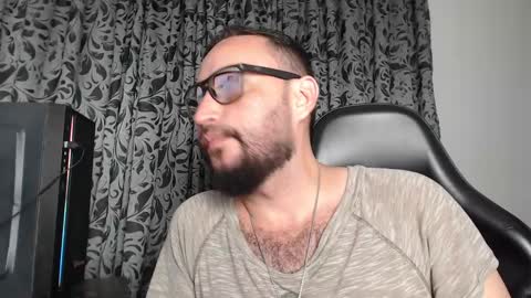 jacobkingd online show from March 12, 6:29 am